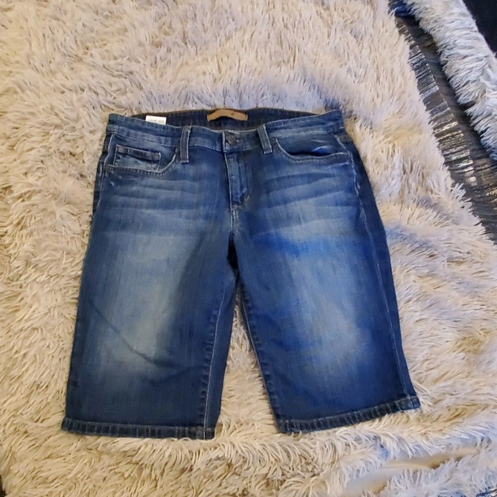 Medium washed Joe's Bermuda shorts size 26